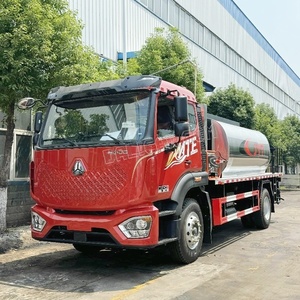 Équipement de construction routière, distributeur automatique d'asphalte, distributeur de <span class=keywords><strong>bitume</strong></span>, camion pulvérisateur d'asphalte avec châssis Howo - Product Image 3