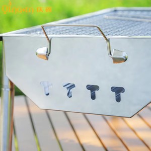 Barbecue portable moderne d'extérieur au charbon de bois, pliable, en fer, avec allumage automatique, surface antiadhésive, design écologique, pour usage domestique - Product Image 3