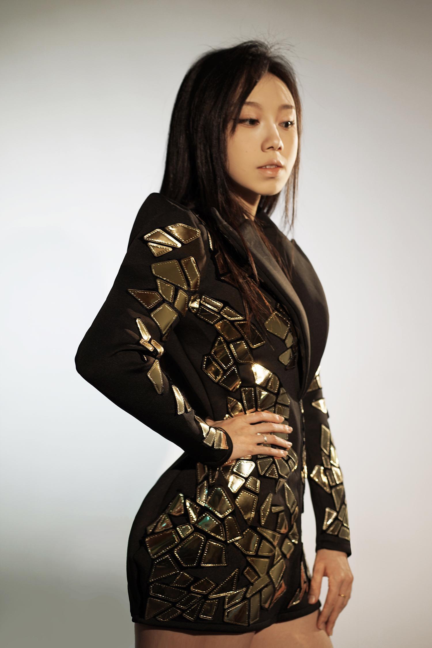 slim fit dress slacks Natalie Gold Sequin Blazer Mini Dress - US 2 main image 1