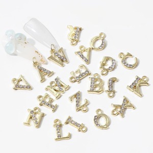 Breloques Alphabet en or, lettres de l'alphabet, A à Z, 1 pièce, pendentif Alphabet pour femmes, filles, Salon de <span class=keywords><strong>manucure</strong></span>, décoration des ongles, vente en gros - Product Image 1