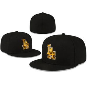 หมวกเบสบอลทรง 6 แผงแบบ Snapback รุ่นใหม่ทันสมัย ลายพิมพ์สไตล์ Dobby ปักโลโก้ทีม ฮิปฮอป สำหรับผู้ชายและผู้หญิง - Product Image 2