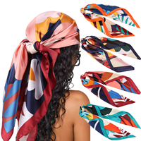 Lot de 4 grands foulards carrés pour femmes en satin polyester à motifs géométriques, accessoires pour cheveux, bandanas de plage classiques