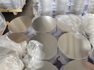 1050 1060 1100 1070 Disque circulaire en <span class=keywords><strong>aluminium</strong></span> Disque de cercle rond en <span class=keywords><strong>aluminium</strong></span> personnalisé Disque de coupe rond en <span class=keywords><strong>aluminium</strong></span> pour plaquette - Product Image 4