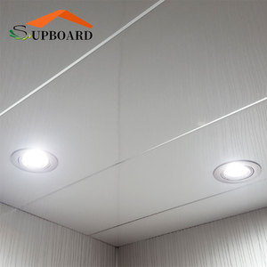 Panneaux de revêtement mural et de <span class=keywords><strong>plafond</strong></span> en PVC durables et emboîtables, panneaux décoratifs à <span class=keywords><strong>fixation</strong></span> rapide pour la construction intérieure - Product Image 3