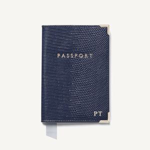 Juego de Etiquetas para Equipaje de Tela de Lujo con Porta Pasaportes de Cuero Vegano - Product Image 4