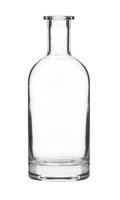 Vodka importée d'origine, livrée en usine, dans une bouteille en verre transparente robuste avec bouchon