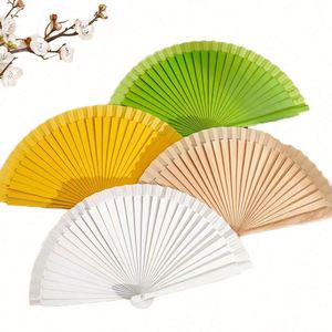 Abanico Plegable Estilo Chino Vintage, Color Puro, Madera de Bambú, Ecológico, Personalizable, para Bodas, Fiestas, Año Nuevo y Baile - Product Image 1