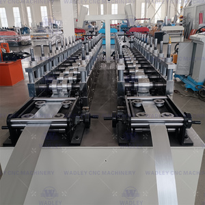 Maquinaria de Alta Calidad para Fabricación de Techos de Acero, Máquina de Perfilado de Rodillos CU, Máquina de Fabricación de Perfiles CU - Product Image 6
