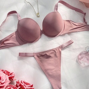 Conjunto de sujetador push-up y tanga de color liso para mujer - Product Image 6