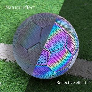 Balón de fútbol holográfico reflectante que brilla intensamente, tamaño 5, equipo de entrenamiento de fútbol al aire libre - Product Image 5