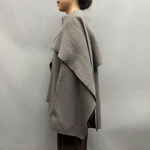 2025 Wholesale Lady Winter Soft Poncho Lazy Fashion Asymmetric Scarf Short Overcoat Long Sleeve <strong>Women</strong> Knitted <strong>Cape</strong> <strong>Coat</strong> - Product Image 2