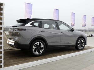 Yueyi 07 Modelo 2025, Edición <span class=keywords><strong>Youxiang</strong></span>, SUV Mediano Híbrido Enchufable de 210 km de Autonomía - Product Image 2