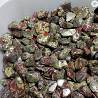 หินเลือดมังกร