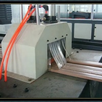 Machine de fabrication de panneaux muraux en PVC WPC Ligne de production d'extrudeuse Usine de fabrication d'équipement Machine de fabrication d'extrudeuse
