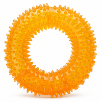 Jouet à mâcher interactif pour chien TPR avec anneau couineur, design classique moderne, pour le nettoyage des dents, disponible