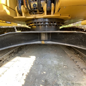 รถขุดไฮดรอลิกแบบตีนตะขาบมือสอง Caterpillar CAT315D ขนาด 15 ตัน คุณภาพสูง ผลิตในญี่ปุ่น ใช้งานน้อย - Product Image 4