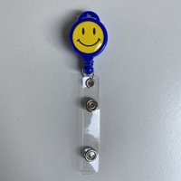 Porte-badge rétractable multicolore populaire pour infirmière, en ABS, avec mousqueton, pour cartes d'identité professionnelles 32mm, cadeau promotionnel