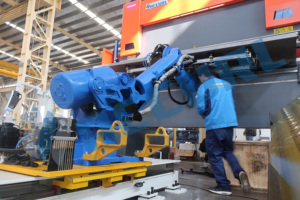 ACCURL ، M Sychronized الساخنة DA66T DA69T روبوت ذكي هجين سيرفو CNC الفرامل الصحافة - Product Image 3