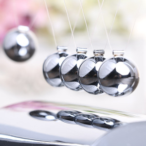 スライバーメタルクレードルバランススイング磁気ボール振り子バランスボールZ字型クレードルデスクオーナメント用 - Product Image 3