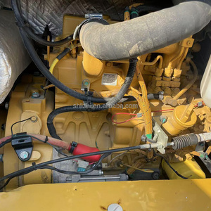 Gebruikt Japanse CAT 303.5 graafmachine in goede staat met rubberen pads. Gebruikt Cat303.5 E2 rupsgraafmachine voor de landbouw. - Product Image 6