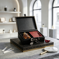 Boîte cadeau de luxe personnalisée en velours bordeaux imperméable haut de gamme avec invitation en feuille d'or et ruban pour kit VIP PR