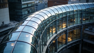 <span class=keywords><strong>Ventanas</strong></span> de Vidrio Curvo Vertical Soldadas sin Juntas <span class=keywords><strong>para</strong></span> Balcón Exterior, Doble Acristalamiento Templado, Pantalla de Exhibición, Diseño Solar Moderno - Product Image 5