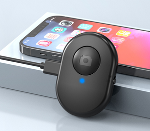 Caliente para teléfono/teléfonos Android USB inalámbrico Selfie Stick <span class=keywords><strong>TikTok</strong></span> Kwai Ebook APPs obturador de cámara remoto recargable - Product Image 5