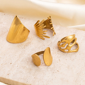 แหวนสแตนเลสทรงเรขาคณิต ชุบทอง 18K รูปทรงตัวยู ดีไซน์ไม่สมมาตร สำหรับผู้หญิง เครื่องประดับสำหรับงานปาร์ตี้ - Product Image 3