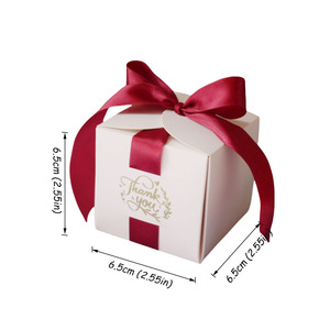 Boîte à bonbons <span class=keywords><strong>Ferrero</strong></span> <span class=keywords><strong>Rocher</strong></span> en papier <span class=keywords><strong>blanc</strong></span> pour les cadeaux des invités de mariage, les décorations de baby shower, emballage inspiré de la nourriture - Product Image 1