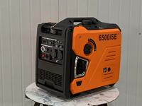 Générateur d'énergie portable à essence 5500W avec moteur 4 temps, tension nominale 380V, démarrage automatique à distance, fréquence 60Hz pour usage domestique