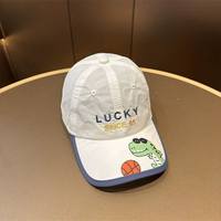 Gorra con estampado de dinosaurios de dibujos animados para niños, sombrero para el sol ligero de secado rápido para bebés, uso diario al aire libre