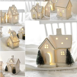 Casas de iluminación LED, casa de pueblo de porcelana de cerámica blanca, decoración del hogar con árboles de Navidad, <span class=keywords><strong>adornos</strong></span> de mesa - Product Image 5
