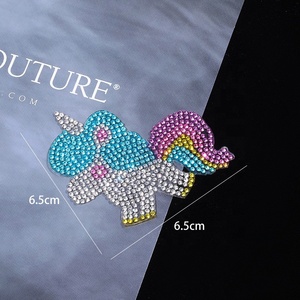 Atacado Hot Melt Iron on Rhinestone Patch <span class=keywords><strong>Pink</strong></span> Bear e Unicorn Crystal Rhinestone Applique Patches para Decoração de Roupas - Product Image 5