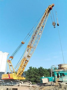 Grúa sobre Orugas Multifunción de 70 Toneladas XGC70HD de Marca Líder (Plataforma de Elevación y Perforación), para Construcción de Cimentaciones y Manejo de Materiales - Product Image 4