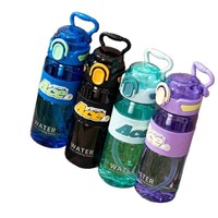 Nouvelle gourde de sport avec bec verseur pratique, simple et pratique pour une utilisation en extérieur, gourde de sport en plastique pour femme