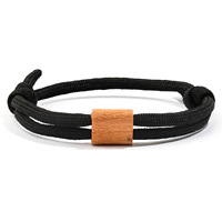 Nouveau design Nylon corde tissé unisexe personnalisé gravé boucle en bois Milan militaire vert parapluie corde Bracelet pour hommes femmes