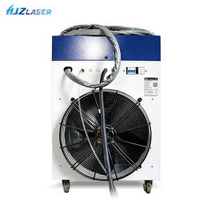 Nettoyeur laser industriel haute puissance 6000W continu pour l'élimination efficace de la rouille et le détartrage des métaux - Product Image 3