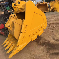 Godet de pelle hydraulique renforcé Q355B robuste avec dents de tigre pour l'exploitation minière