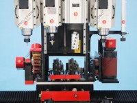 4 Broches avec 6kw Multipurpose Woodturning CAD/CAM Design Software Wood Cnc Lathe for Turning Columns 1530-7T