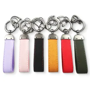 Porte-clés personnalisé porte-clés en cuir PU bracelet en cuir ornement porte-clés de voiture