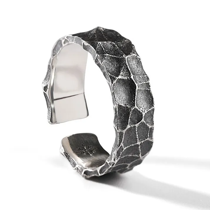 Женское Винтажное кольцо с каменной текстурой