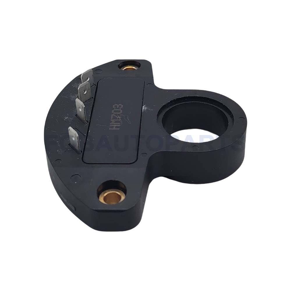 New Rtyper High Quality ISO9001 Certified Ignition Module with 1 Year Warranty for Nissan HM703