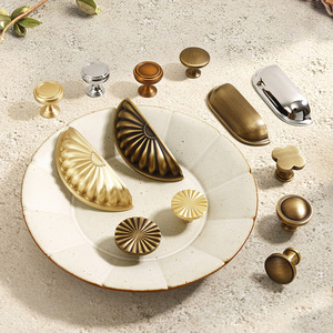 Brass Shell Semi Circular Drawer Handles Cabinet <b>Knobs</b> Oval Traditional Style Durable For Wine Cabinet - Product Image 1
