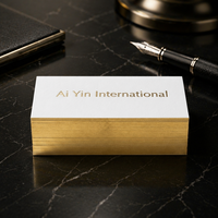 Cartes de visite professionnelles haut de gamme personnalisées avec logo en feuille d'or sur carton de qualité supérieure pour entreprises