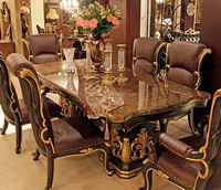 Table à manger rectangulaire en marbre brun antique britannique traditionnelle, 6/8 chaises à dossier haut en cuir brun, personnalisable