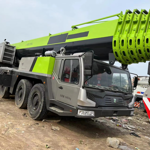 Camion-grue mobile Zoomlion d'occasion de 220 tonnes, moteur et pompe de qualité supérieure bien entretenus, machine de génie civil robuste et fiable - Product Image 1