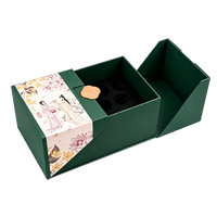 Boîte rigide pliante personnalisée avec impression quadricolore mate et gaufrage de luxe, en matériaux recyclés, pour emballage cadeau destiné aux petites entreprises