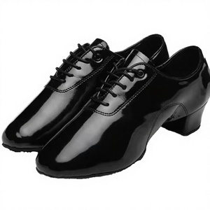 Chaussures de danse latine en cuir verni pour hommes avec talon bas et design à lacets pour la pratique en salle - Product Image 2