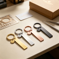 Personalisierter Schlüsselanhänger aus Edelstahl mit Gravur, Rechteckiger Anhänger, Individuelles Geschenk, Schlüsselhalter für Lasergravur