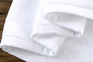 Vente en gros de serviettes de sol 100% coton pour hôtels 5 étoiles - Tapis épais super absorbant antidérapant pour salle de bain et toilettes - Product Image 5